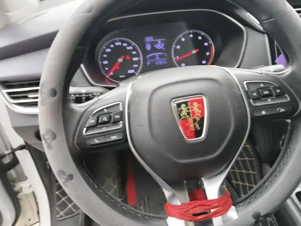Roewe RX3 — миниатюра 11