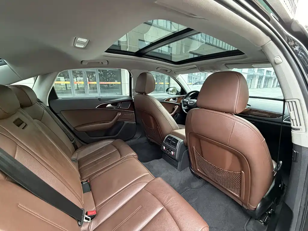 Audi A6L — миниатюра 12