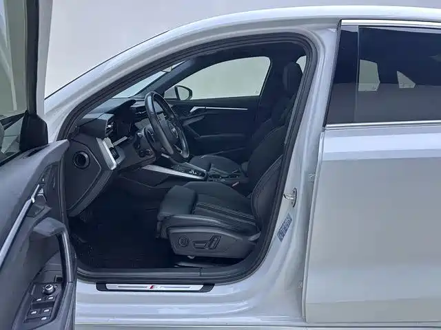 Audi A3 — миниатюра 10