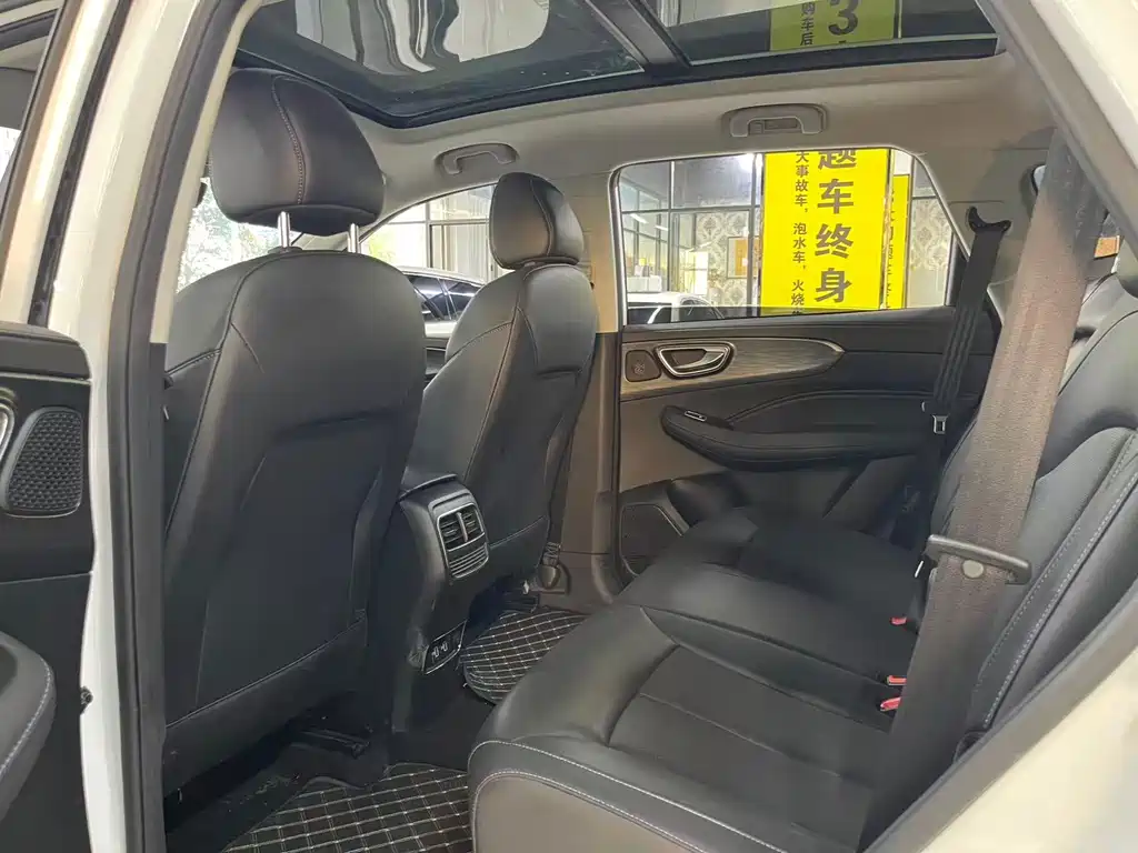 Roewe RX5 PLUS 330TGI Auto Trend Leader Smart Value Edition, фото 8