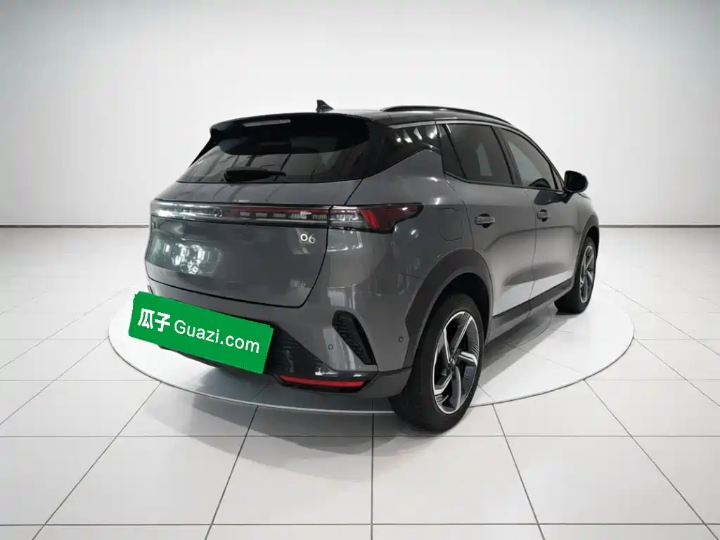 Lynk & Co 06 — миниатюра 4