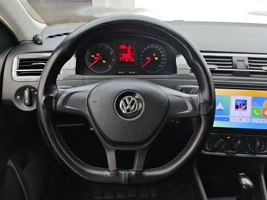 Volkswagen Santana — миниатюра 15