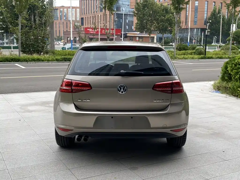 Volkswagen Golf — миниатюра 11