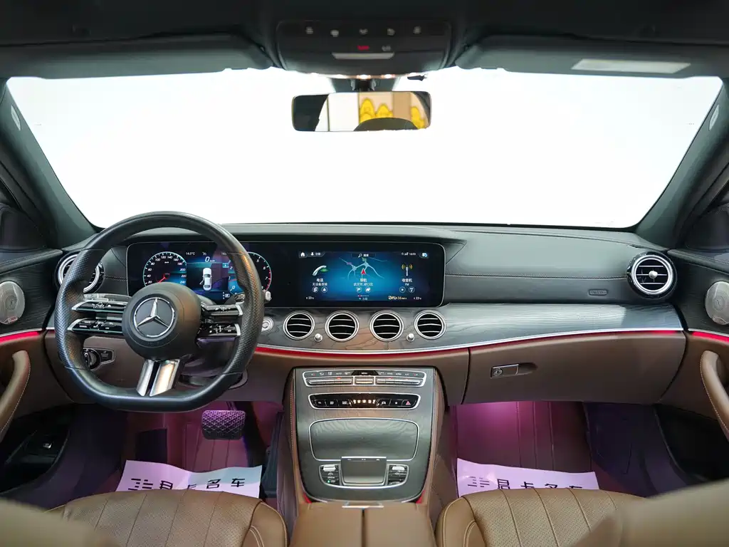 MERCEDES-BENZ E CLASS