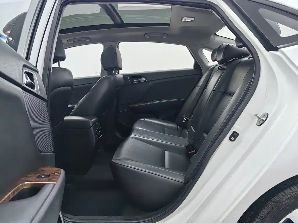 Hyundai Mistra — миниатюра 15