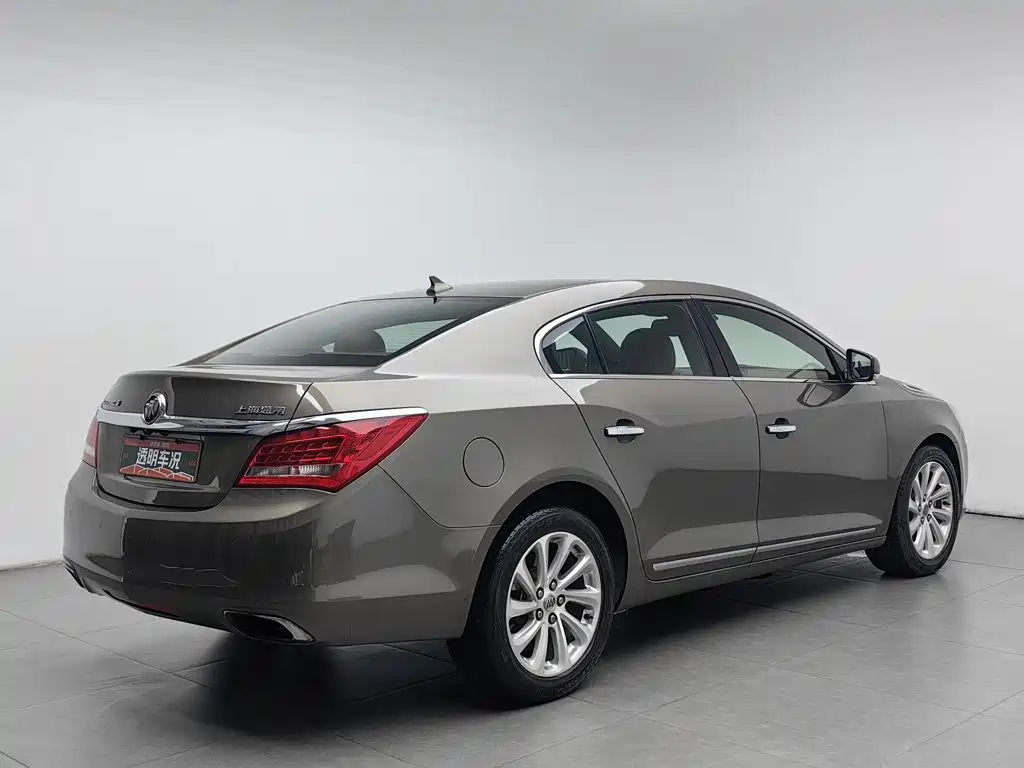 Buick LaCrosse — миниатюра 2