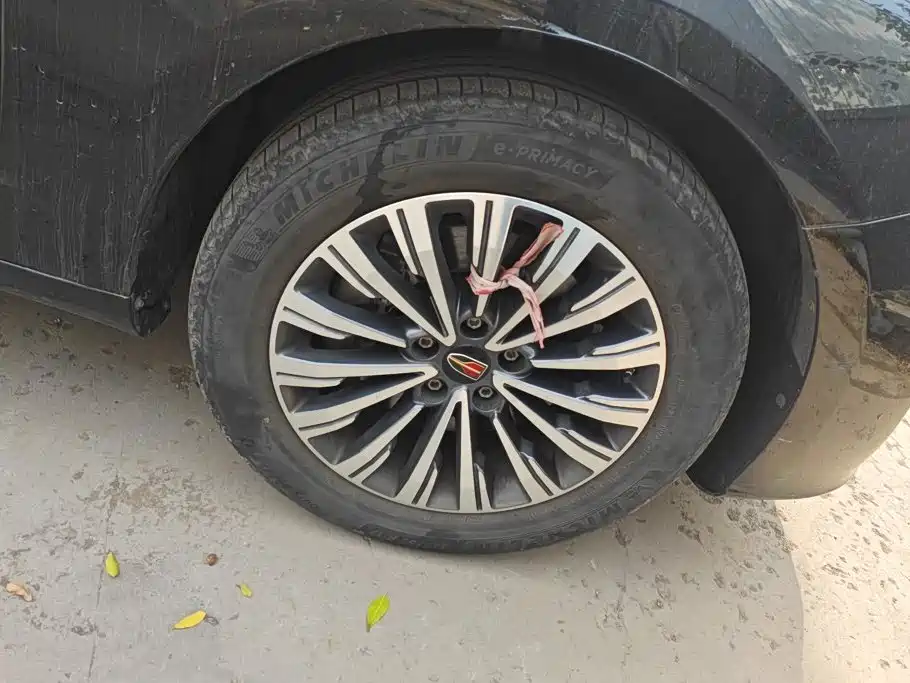 Hongqi Hongqi H7 — миниатюра 6