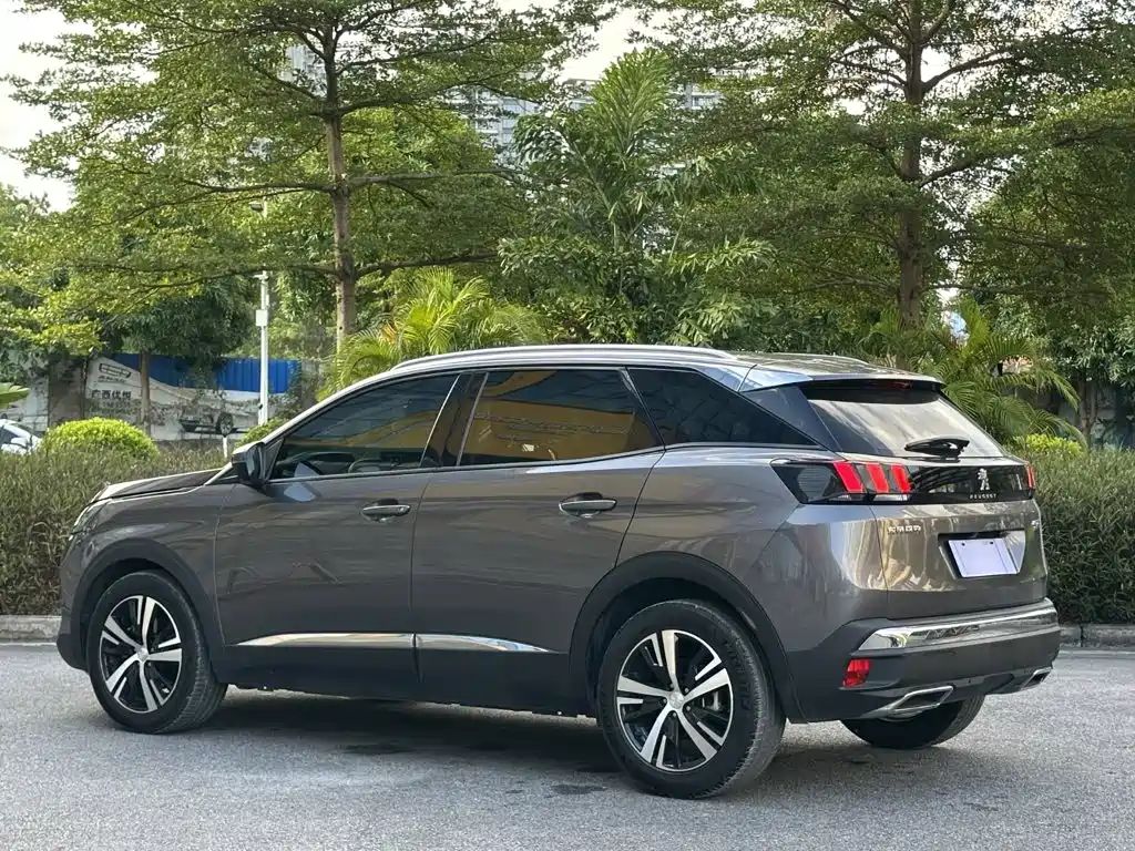 Peugeot 4008 — миниатюра 4