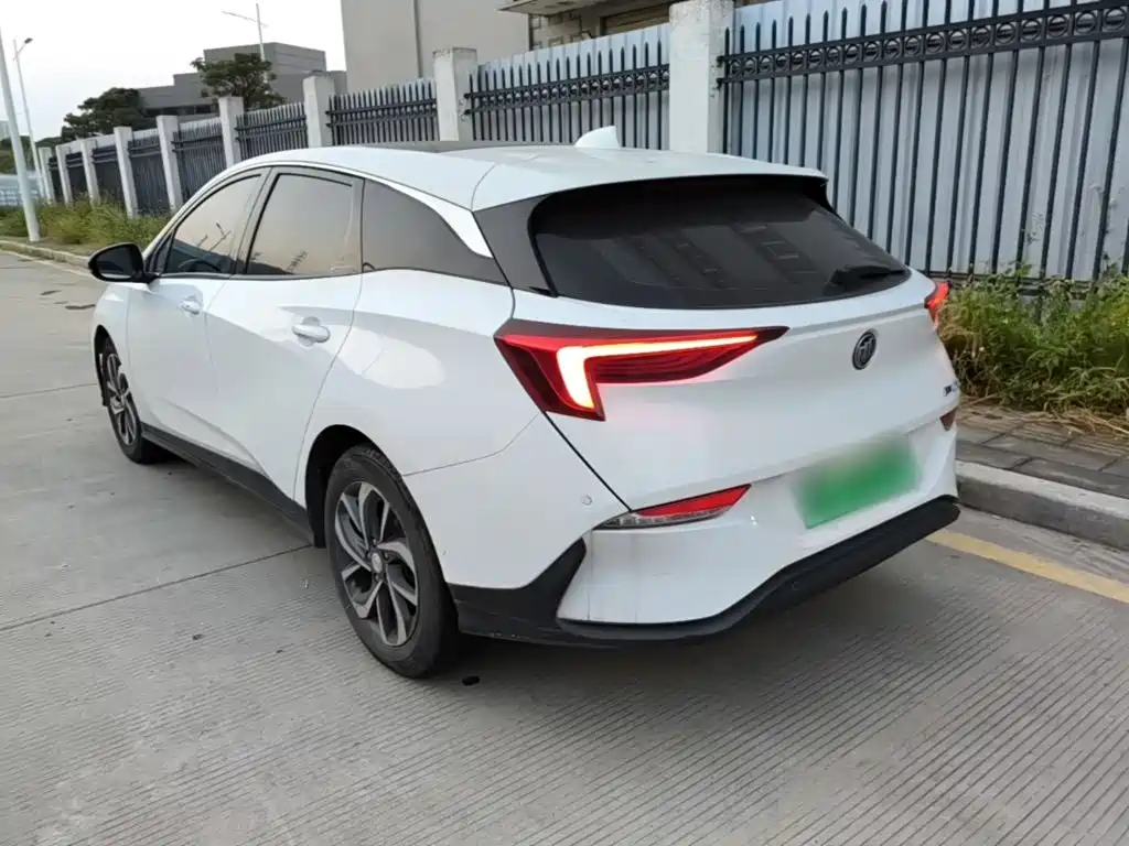 Buick Velite 6 — миниатюра 5