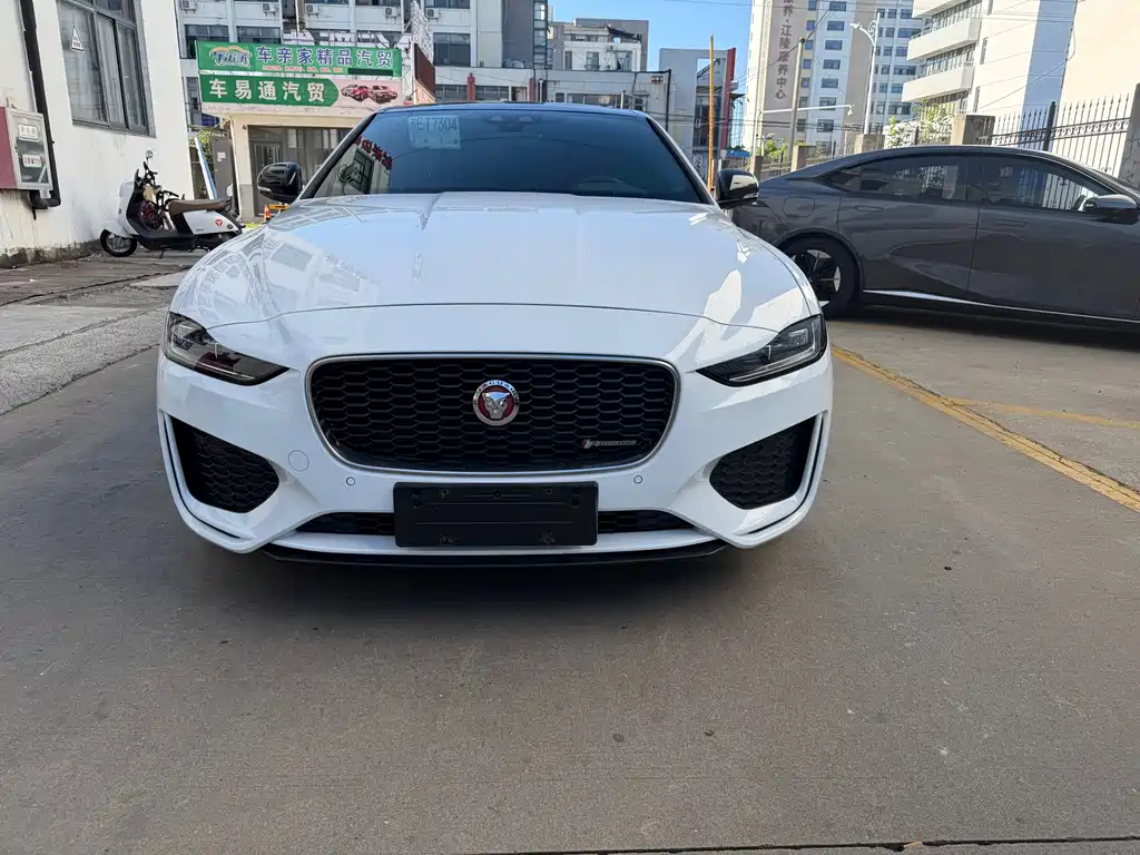 Jaguar XEL