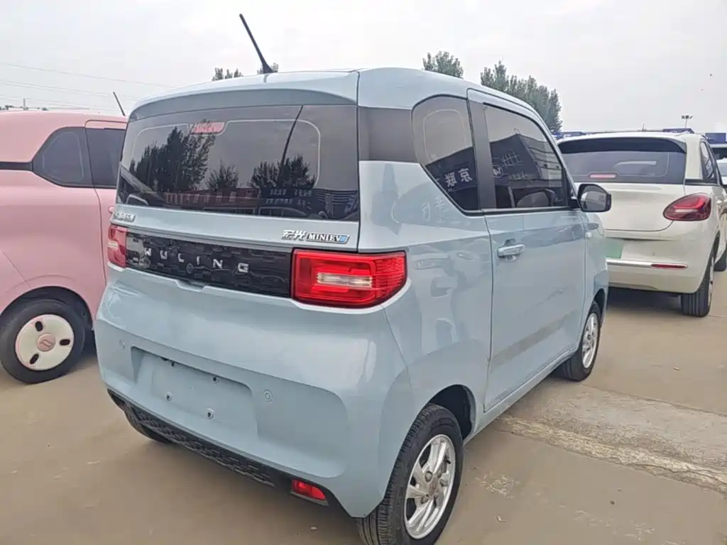 Wuling MINIEV — миниатюра 7