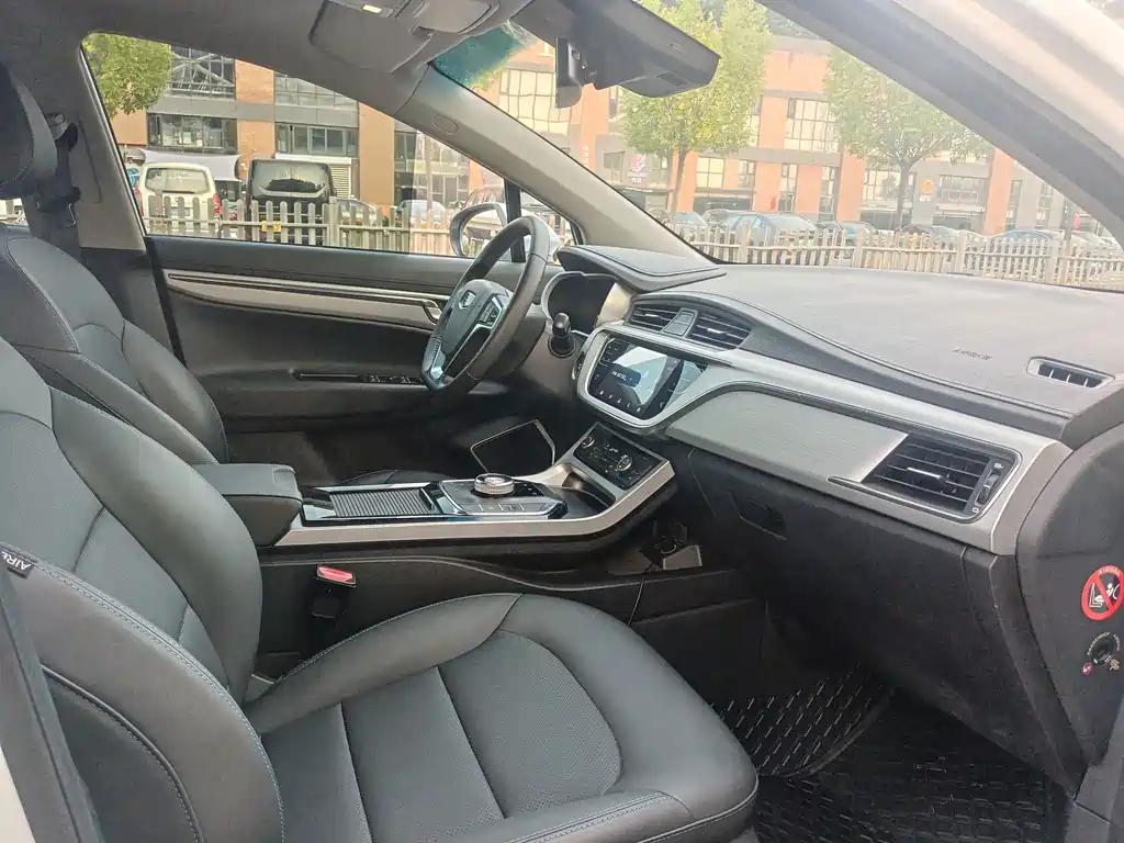 Geely GSe — миниатюра 25
