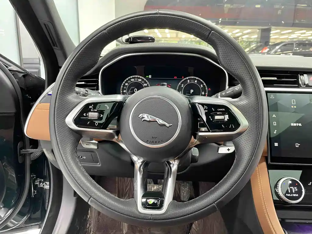 Jaguar XFL — миниатюра 17