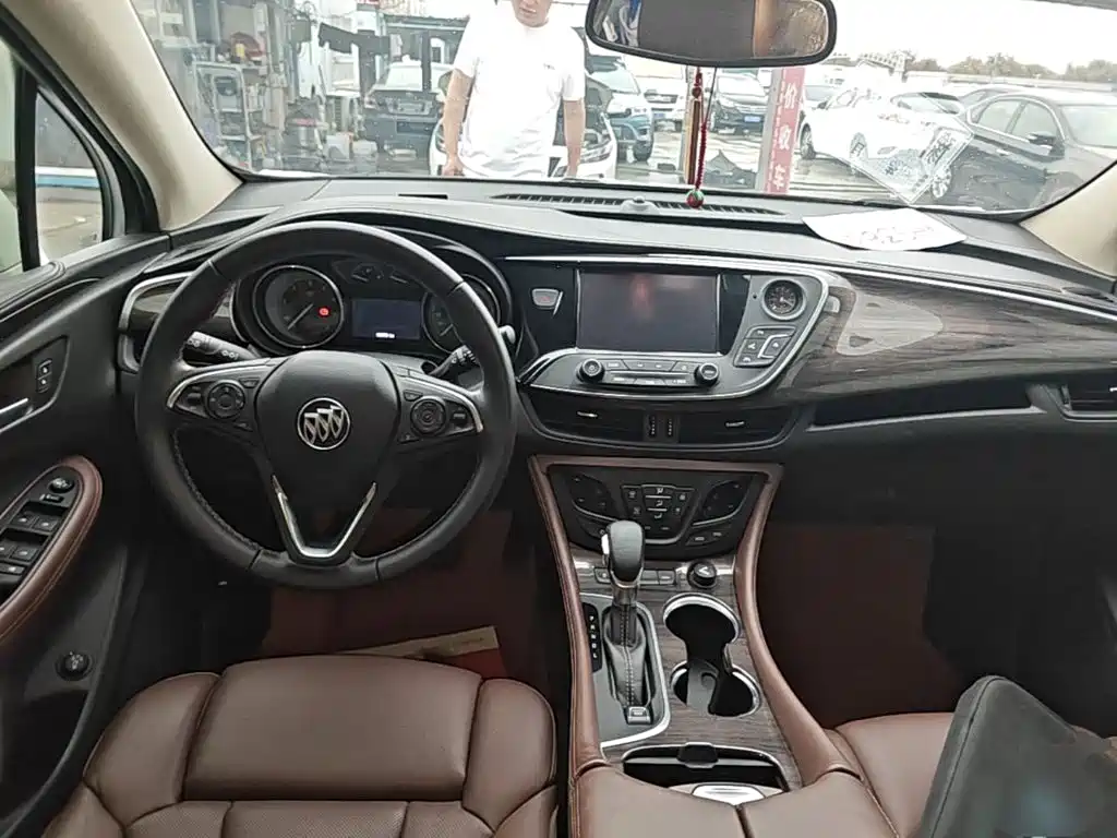 Buick Envision Plus — миниатюра 10