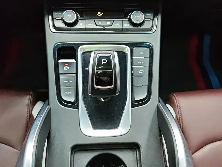 Geely Boyue — миниатюра 16
