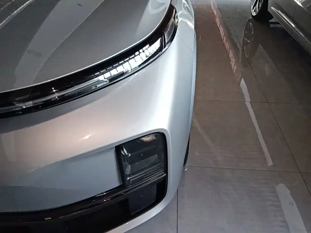 Li Auto Li L8 — миниатюра 24