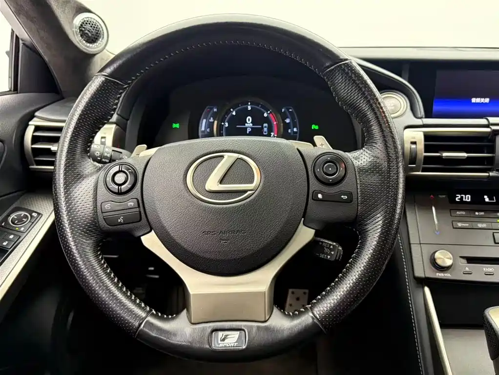 Lexus IS 2015 200t F SPORT