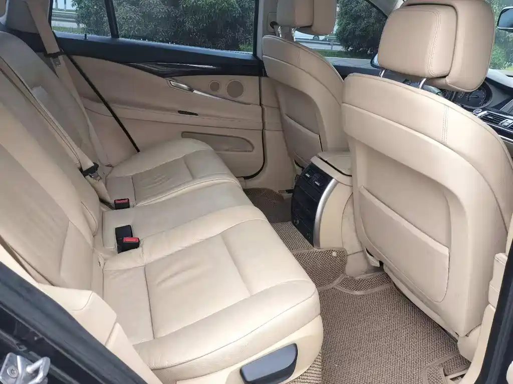 BMW 5 Series GT 535i Classic Type, фото 13