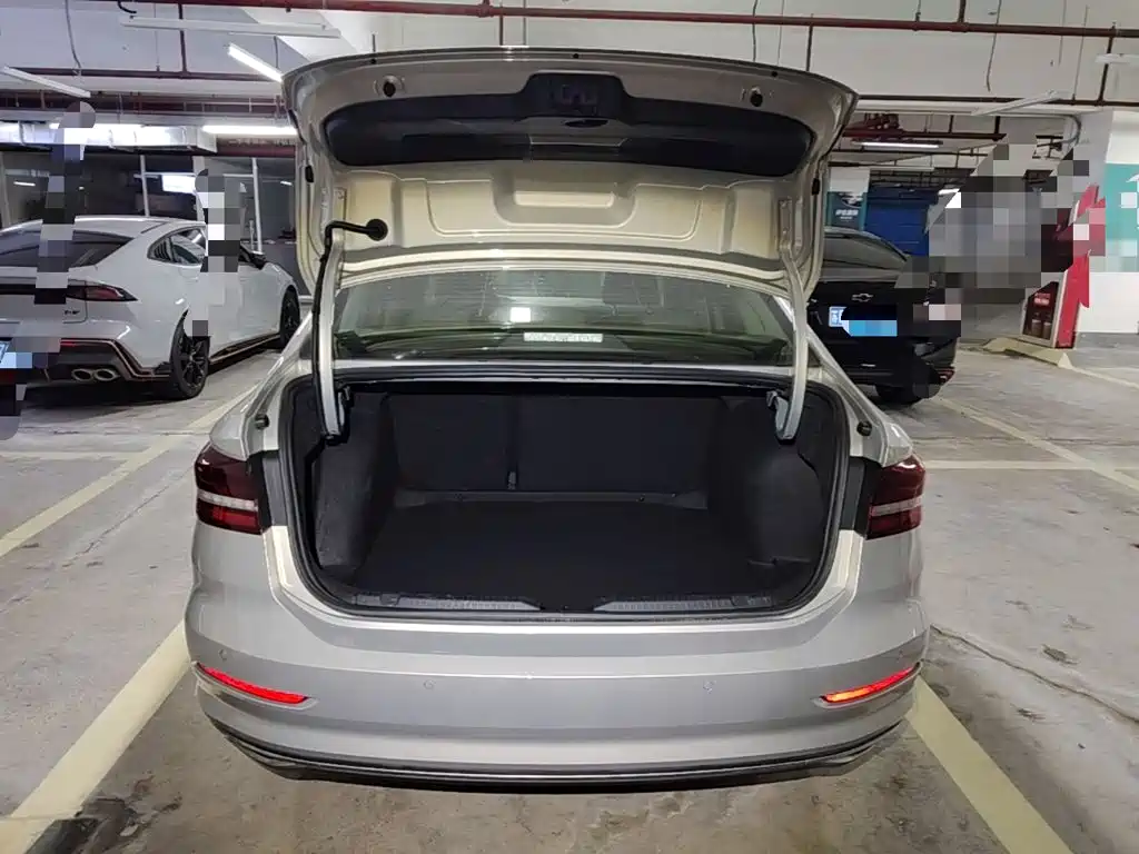 Volkswagen Lavida — миниатюра 19