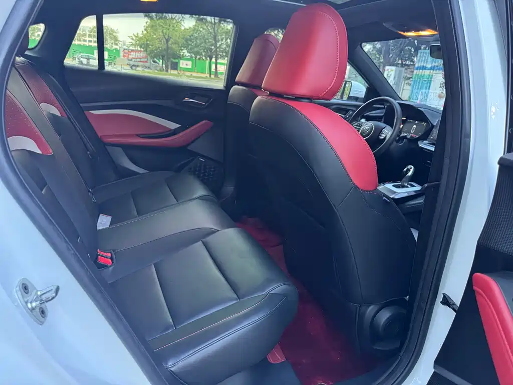 MG MG5 — миниатюра 6