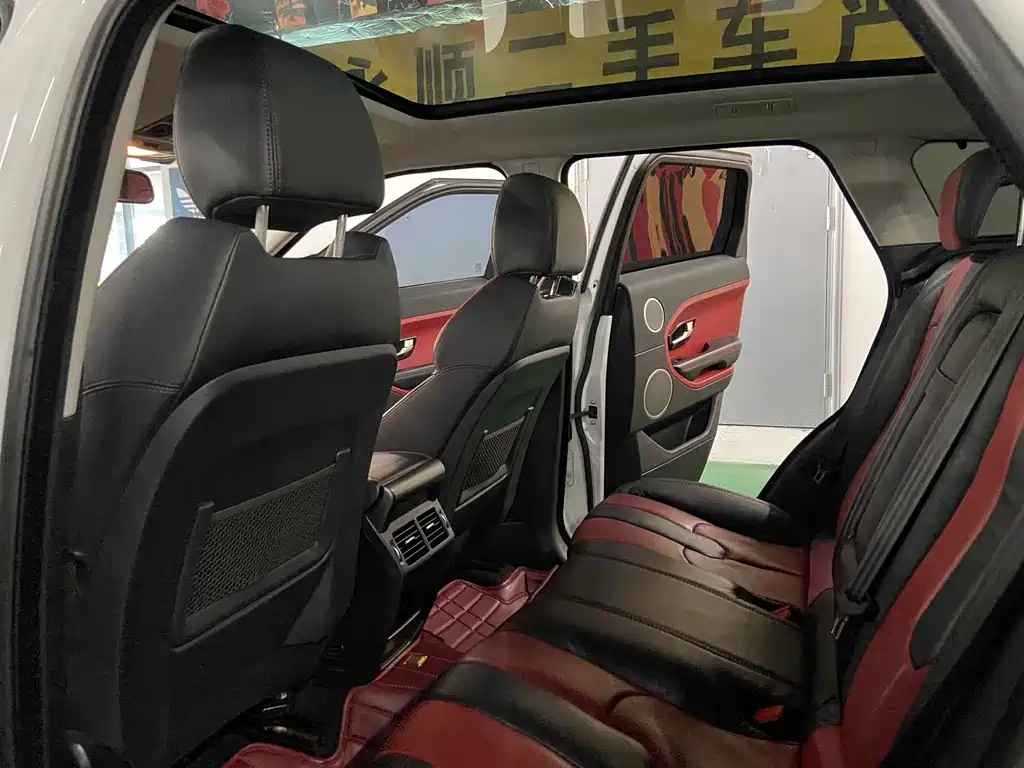 Land Rover Evoque (Import) — миниатюра 5