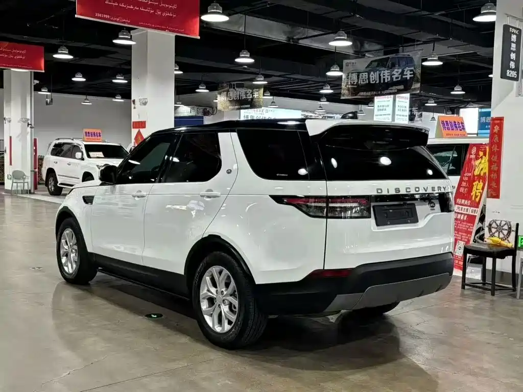 Land Rover Discovery — миниатюра 7