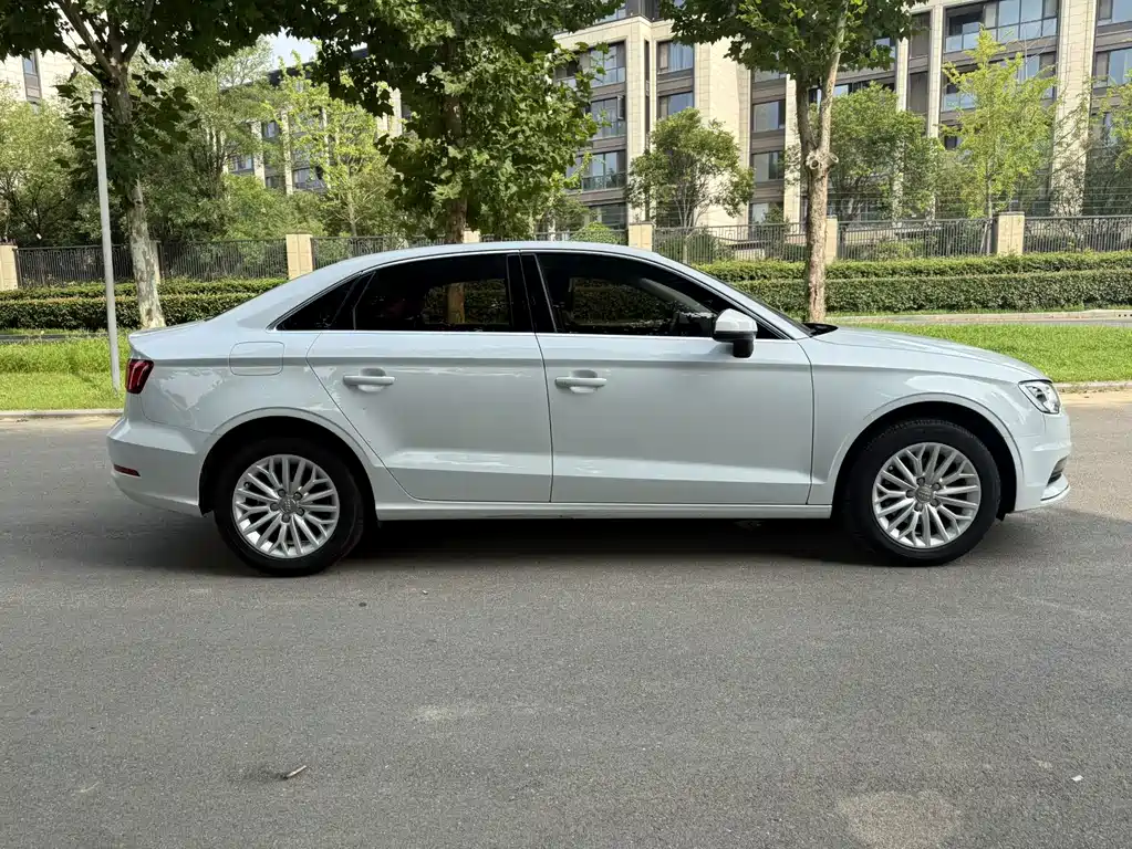 Audi A3 — миниатюра 10