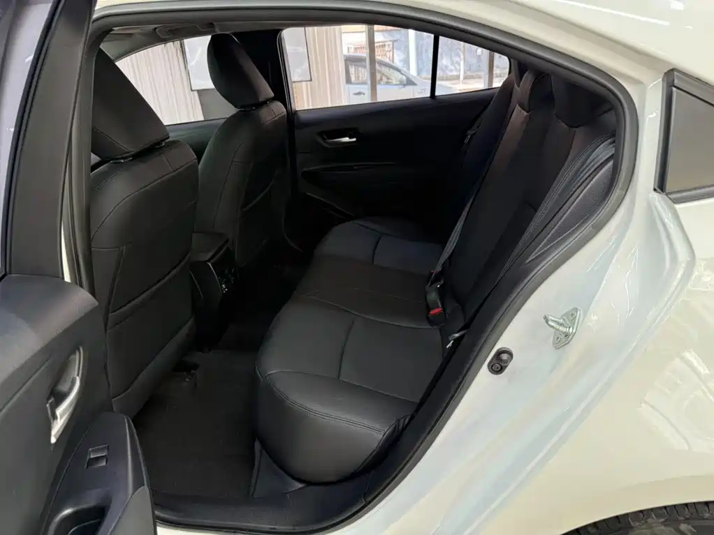 Toyota Corolla — миниатюра 18