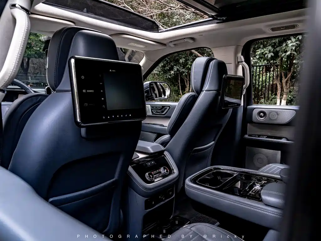 Lincoln Navigator — миниатюра 15