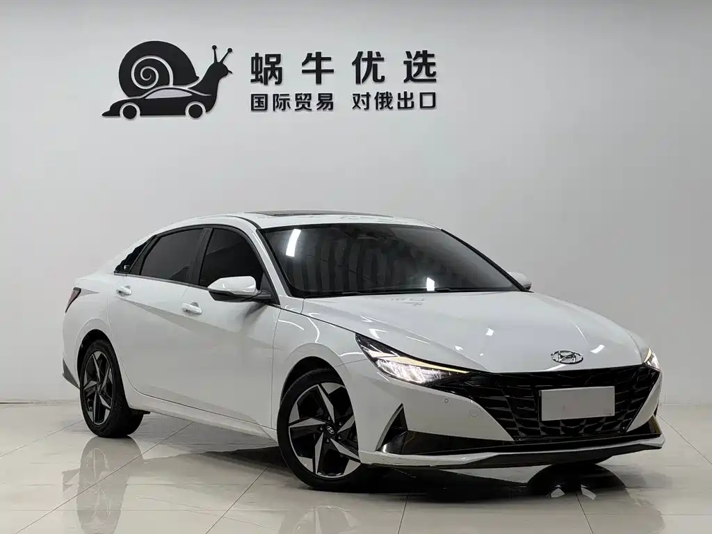 Hyundai Elantra — миниатюра 3