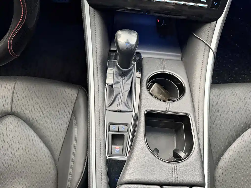 Toyota Avalon — миниатюра 12