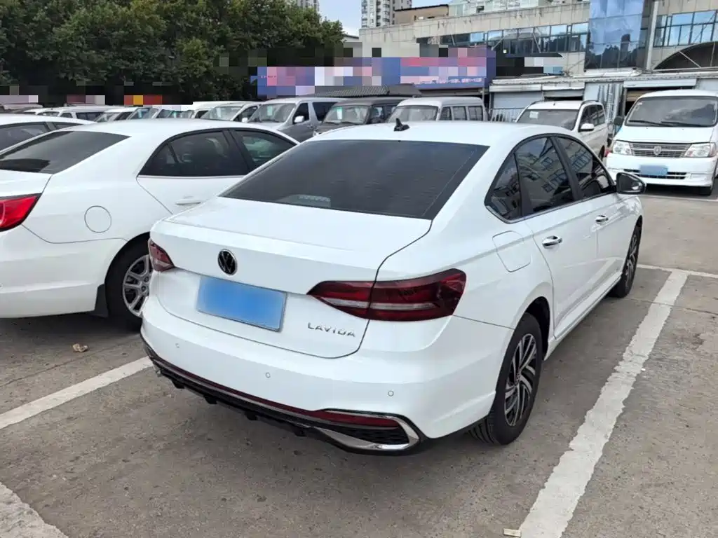 Volkswagen Lavida — миниатюра 7