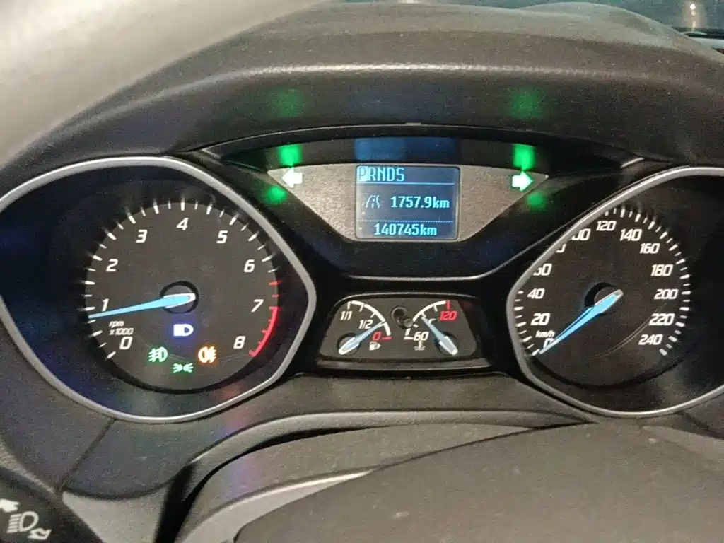 Ford Focus — миниатюра 12