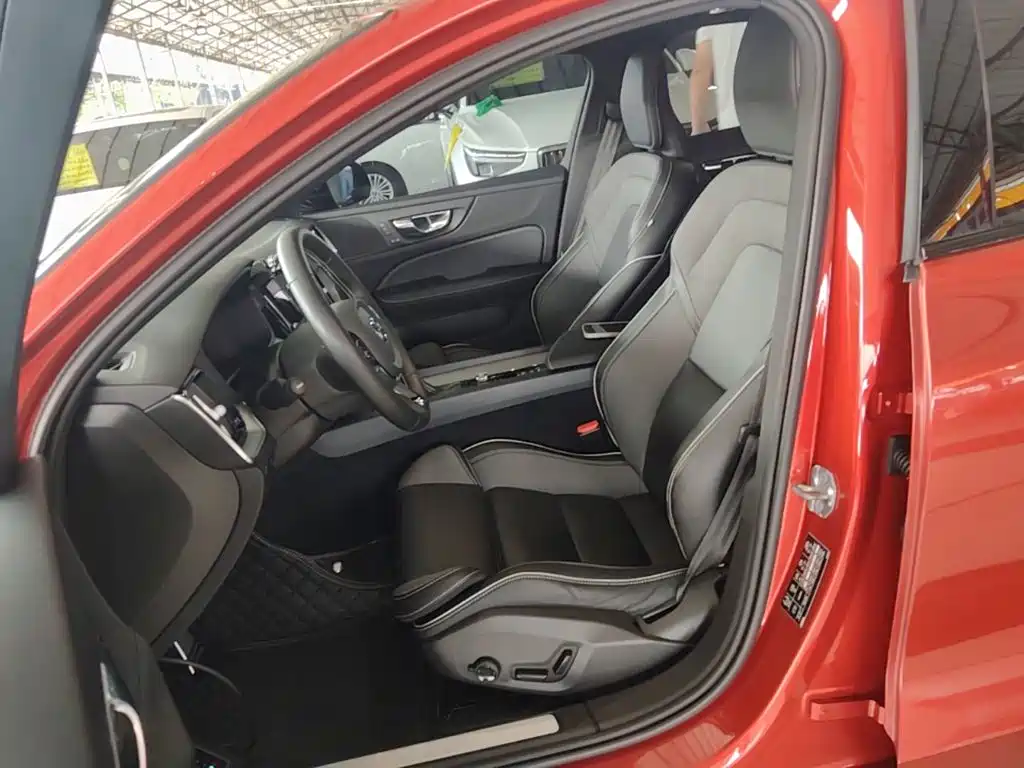 Volvo S60 — миниатюра 15
