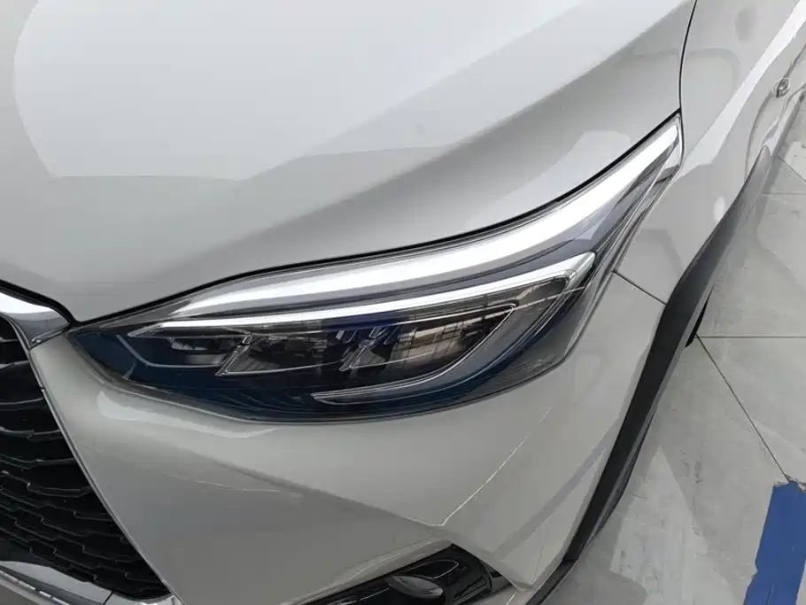 Toyota Yaris L — миниатюра 5