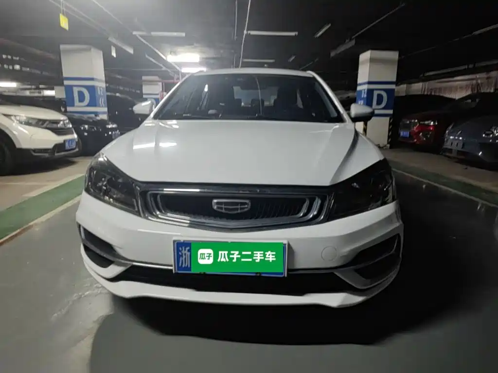 Geely Emgrand — миниатюра 2