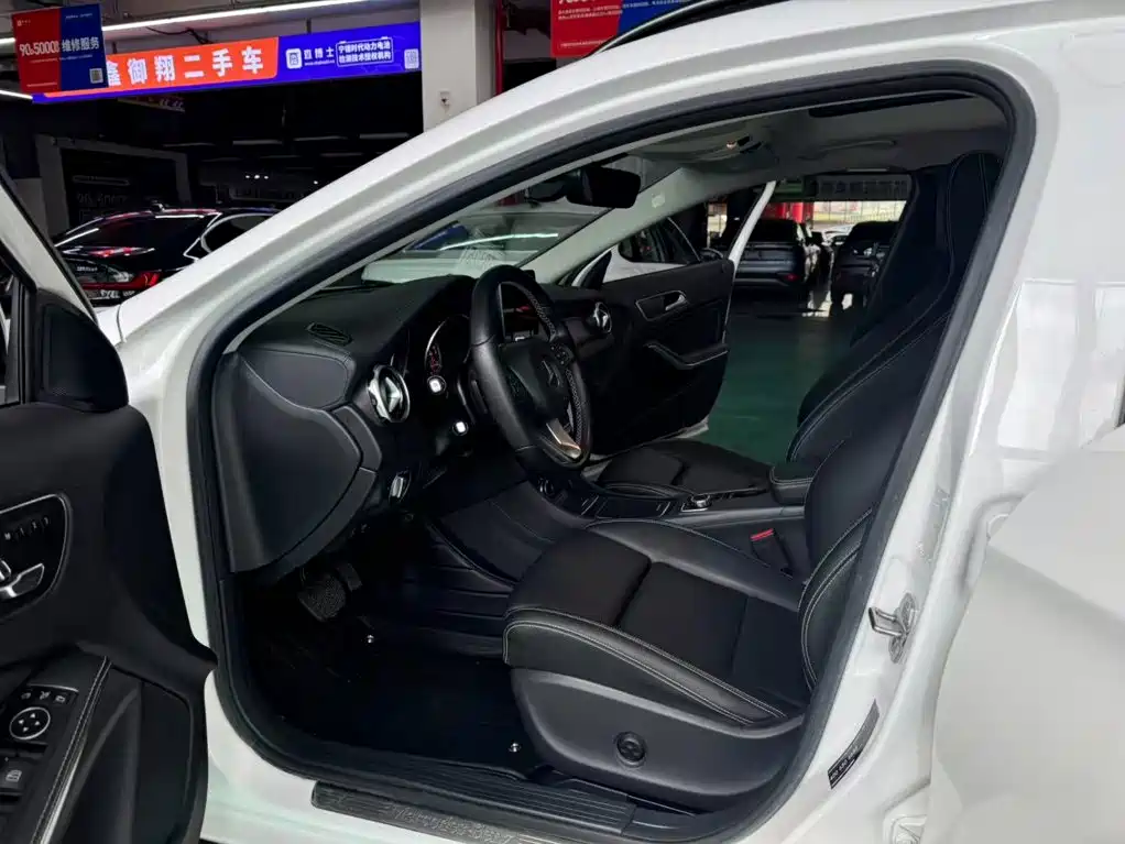 Mercedes-Benz GLA — миниатюра 4
