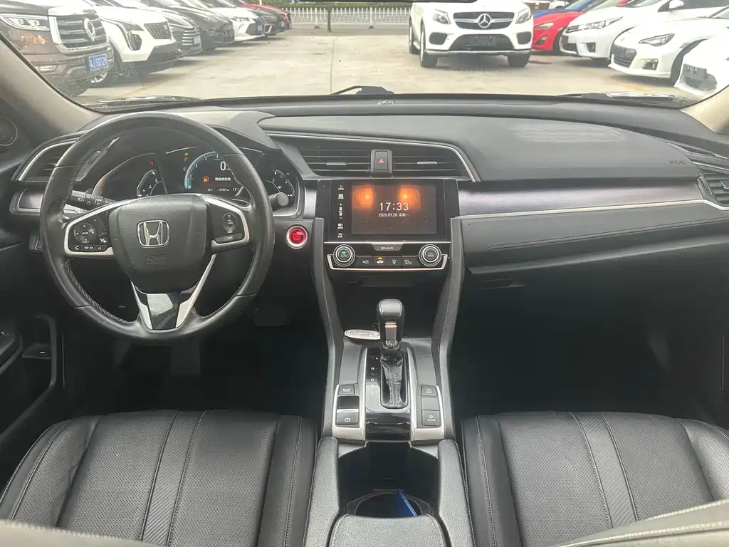 Honda Civic — миниатюра 9