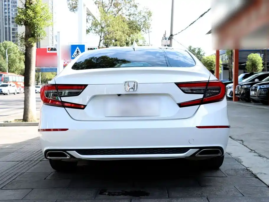 Honda Accord — миниатюра 10