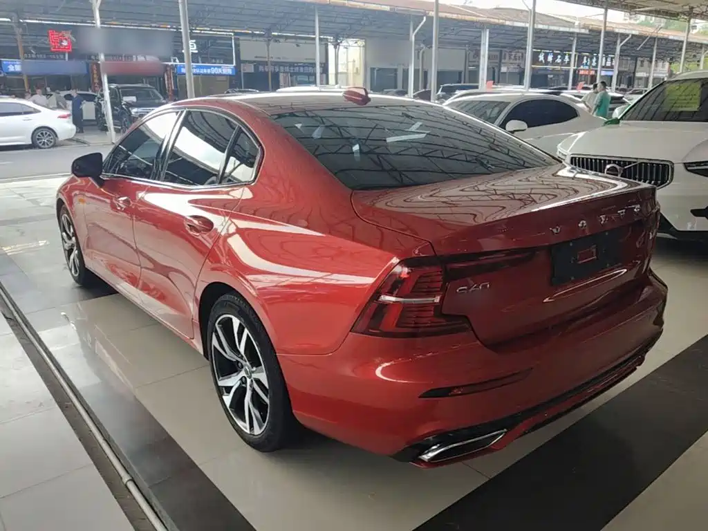 Volvo S60 — миниатюра 5