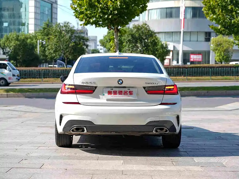 BMW 3 Series — миниатюра 18
