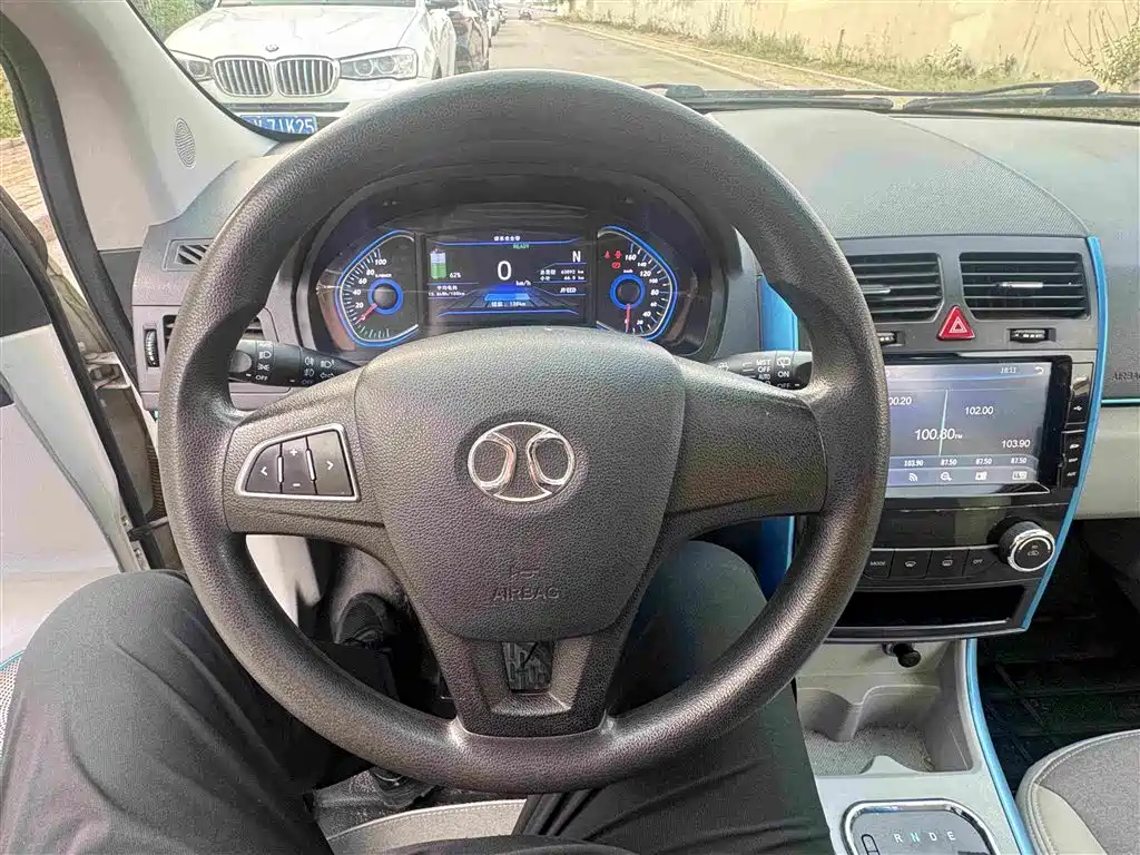 BAIC New Energy EV — миниатюра 9