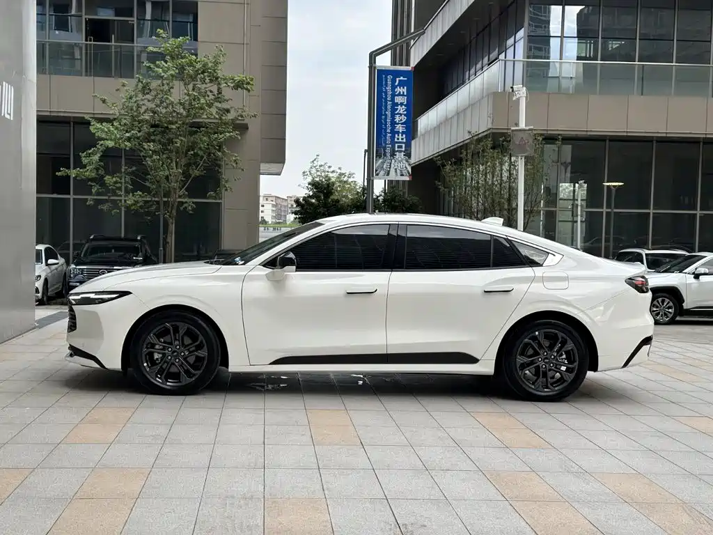 Ford Mondeo 2026 2.0T EcoBoost Luxury