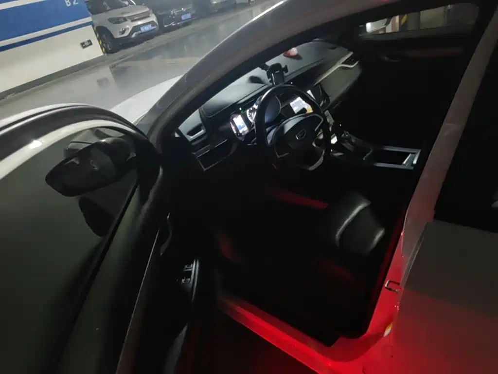 Geely Emgrand — миниатюра 18