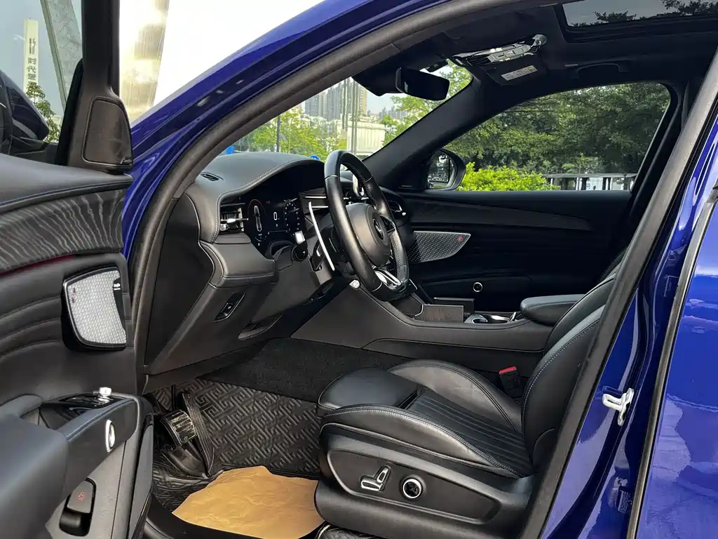 Maserati Grecale — миниатюра 11