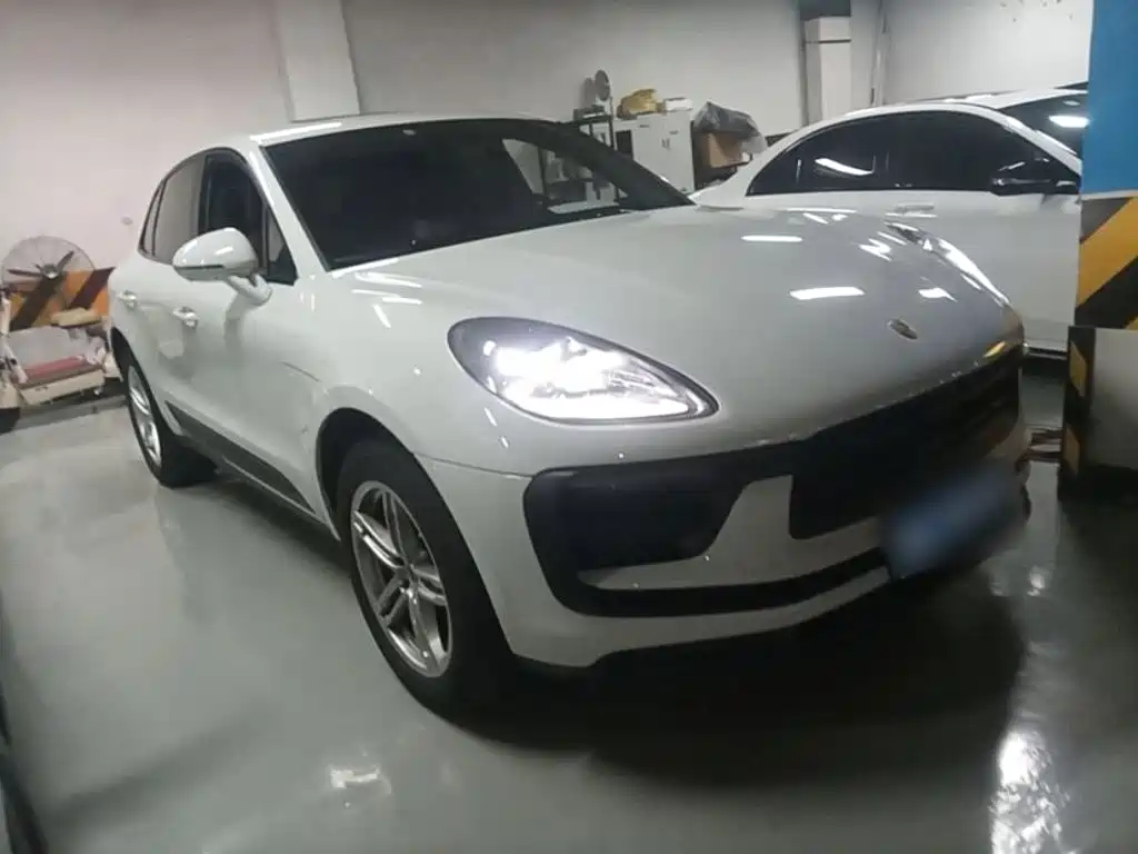 Porsche Macan — миниатюра 4