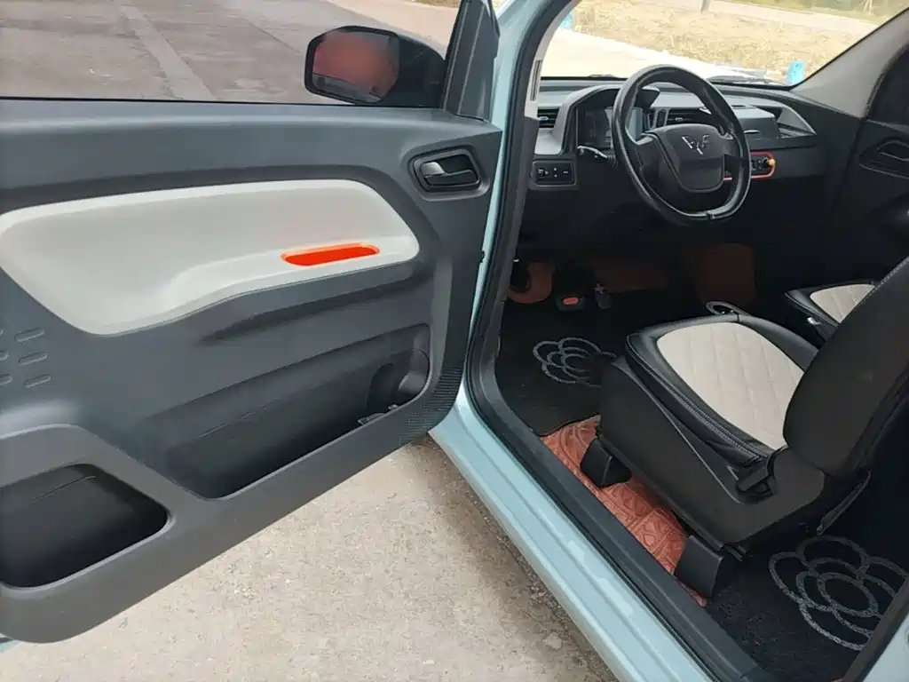 Wuling MINIEV — миниатюра 16