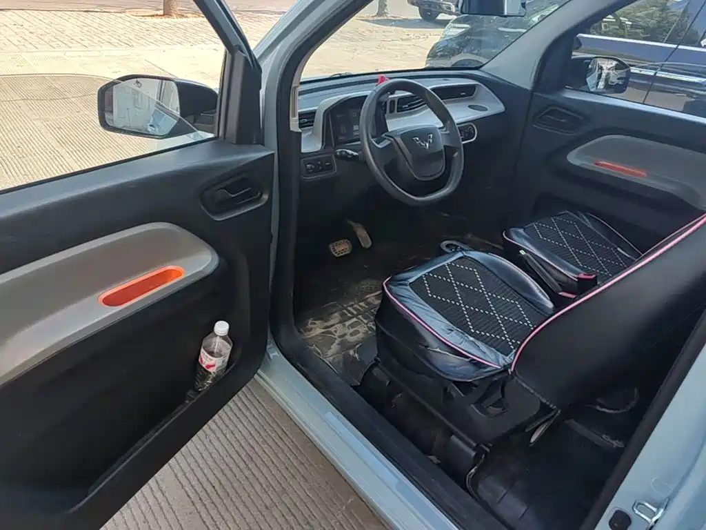 Wuling MINIEV — миниатюра 16
