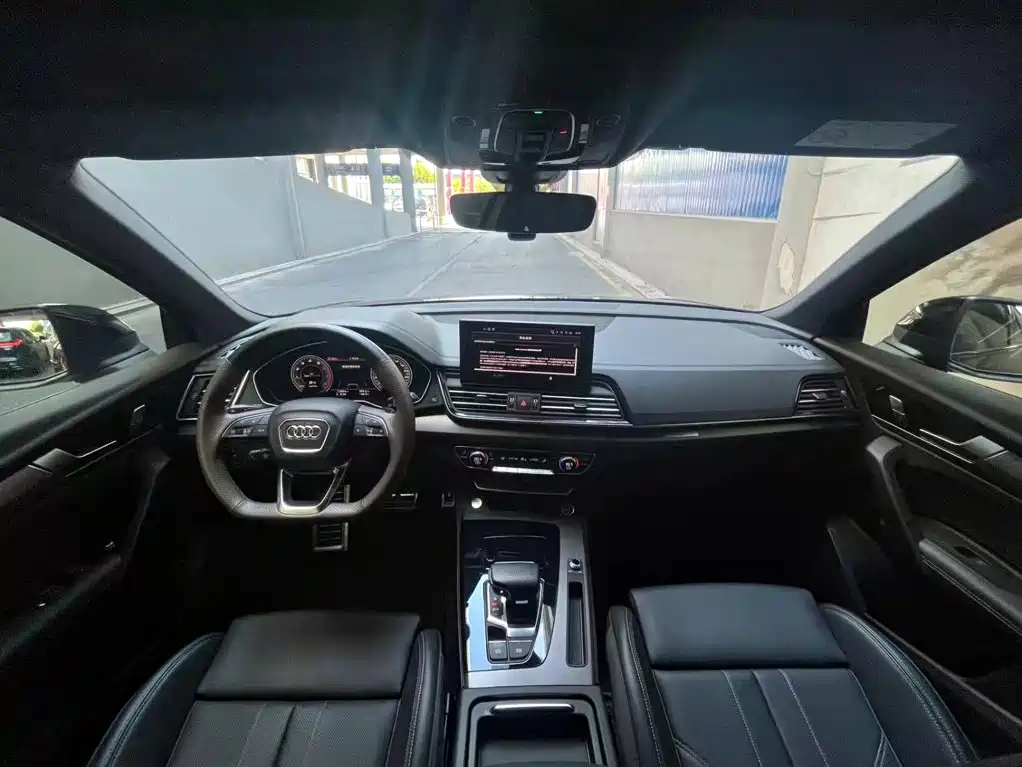 Audi Q5L — миниатюра 14