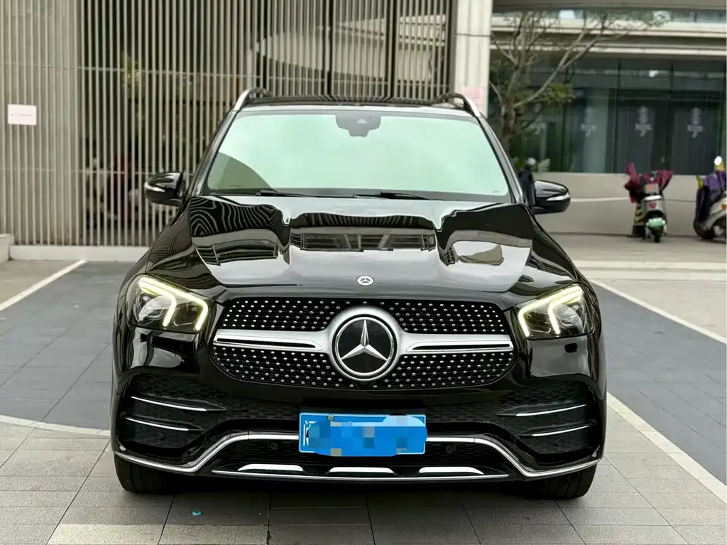 Mercedes-Benz GLE (Import) — миниатюра 2